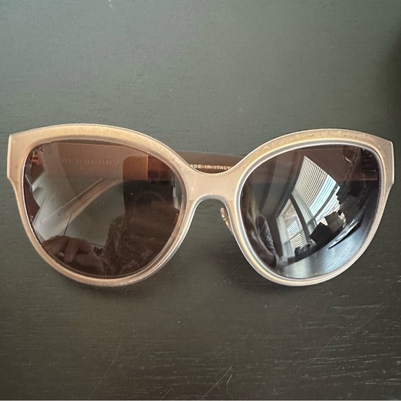 Burberry Sunglasses Matte Bronze Frame Brown Lenses with Case and Box Authentic - Picture 3 of 10